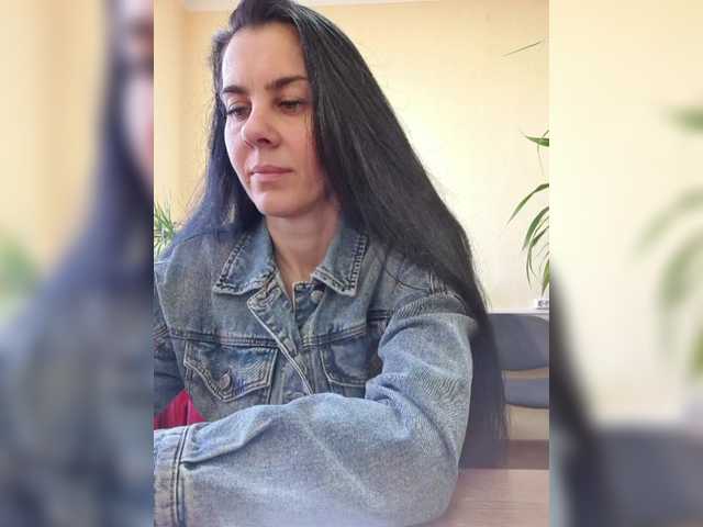 1Glorya1's BongaCams show and profile