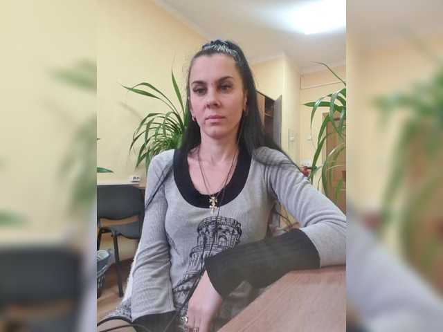 1Glorya1's BongaCams show and profile