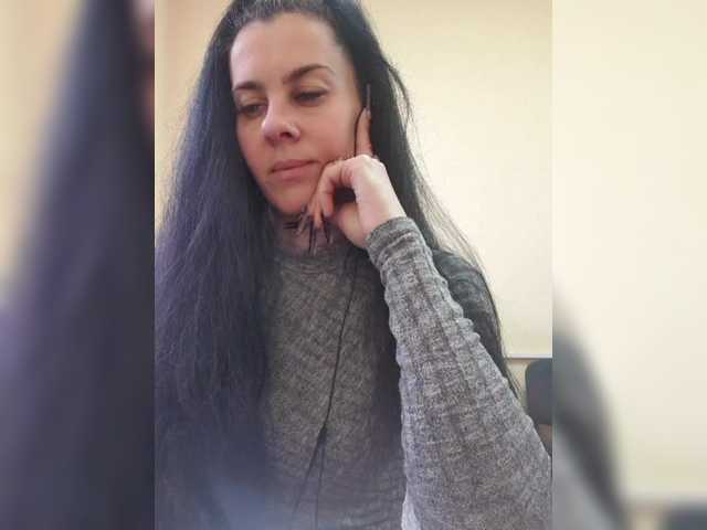 1Glorya1's BongaCams show and profile