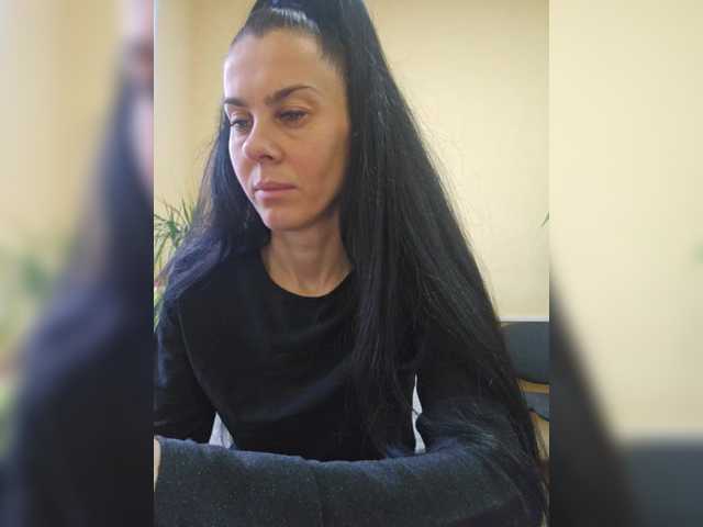 1Glorya1's BongaCams show and profile