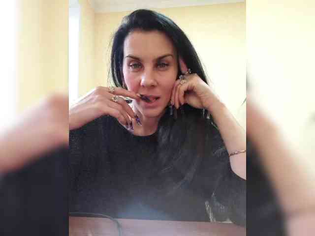 1Glorya1 Live Webcam on BongaCams