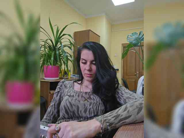 1Glorya1 Live Webcam on BongaCams