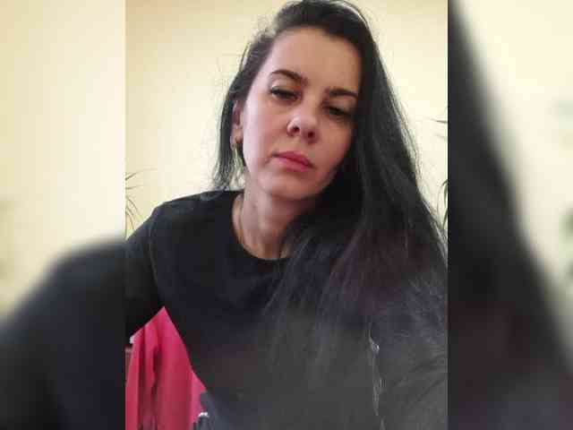 1Glorya1 Live Webcam on BongaCams