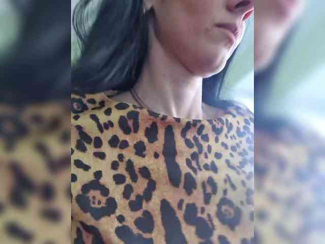 1Glorya1 Live Webcam on BongaCams