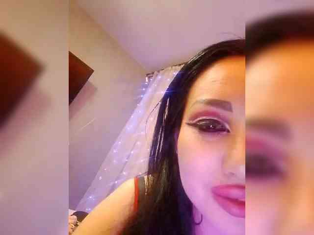 DiamondKey Live Webcam on BongaCams