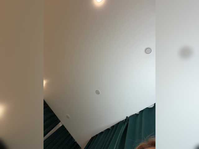 Ellidi from BongaCams