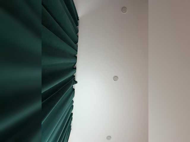 go to chat with _Ellidi_