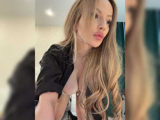 Ellidi's BongaCams profile