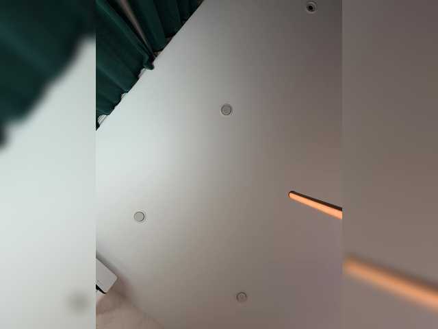 Ellidi's BongaCams show and profile