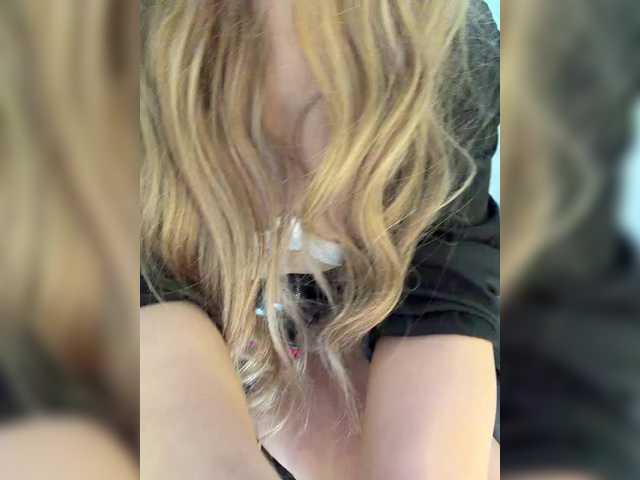 Ellidi's BongaCams show and profile