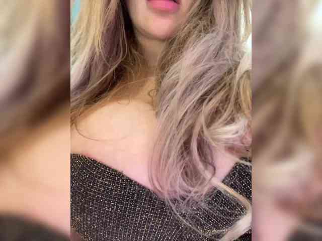 Ellidi Live Webcam on BongaCams