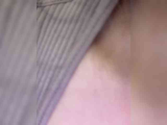 Ellidi Live Webcam on BongaCams