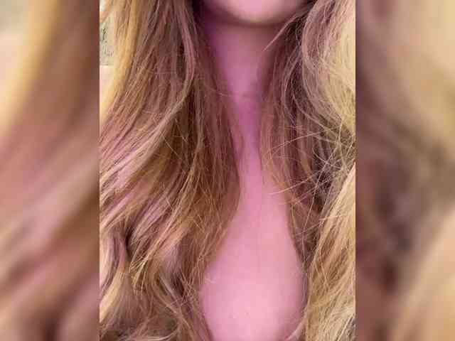 striptease nude Ellidi