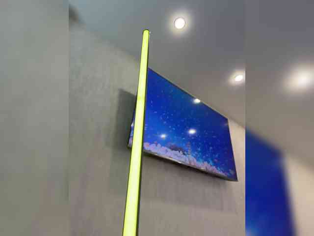 Ellidi Live Webcam on BongaCams