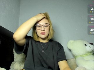 KissyKristy Porn Show