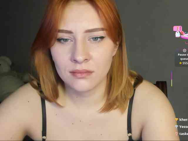 RedheadDevil webcam