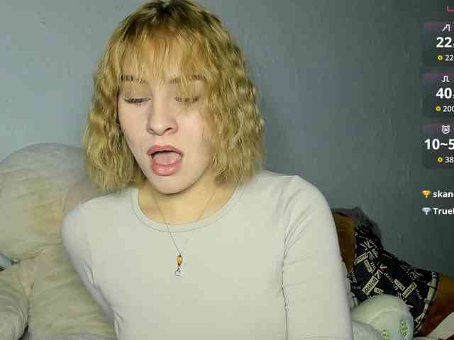 KissyKristy webcam