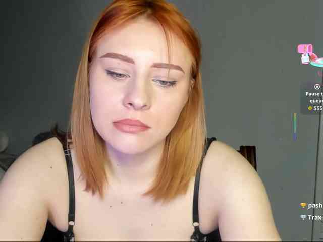 RedheadDevil webcam