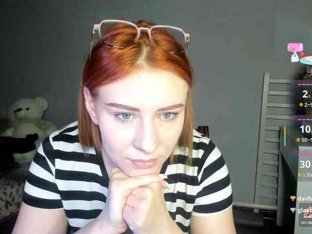 RedheadDevil webcam