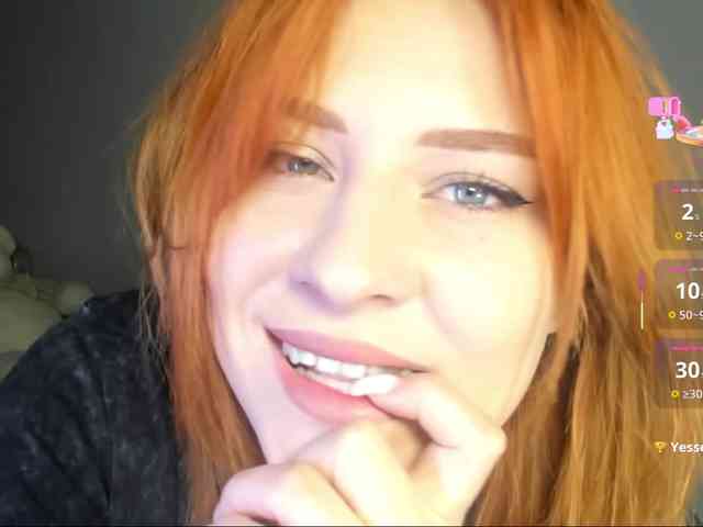 RedheadDevil webcam