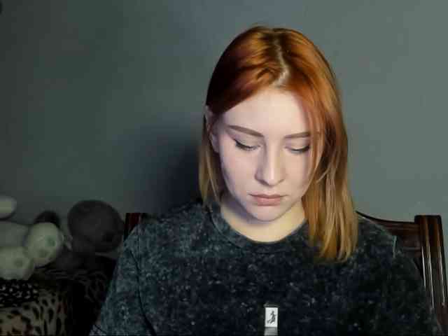 RedheadDevil webcam