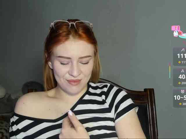 RedheadDevil webcam