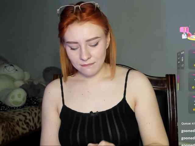 RedheadDevil webcam