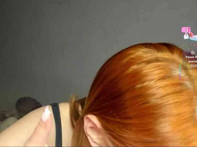 RedheadDevil webcam