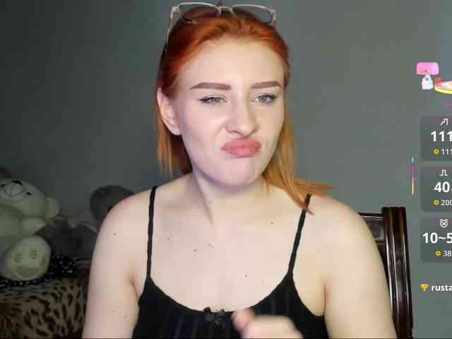 RedheadDevil webcam