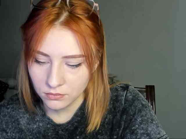 RedheadDevil webcam