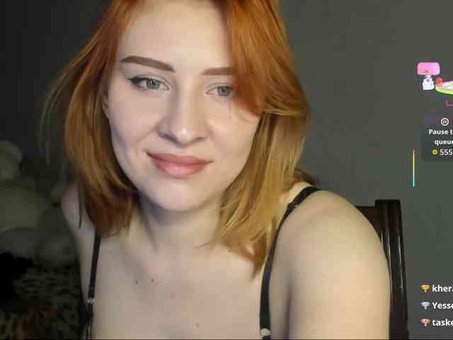 RedheadDevil webcam