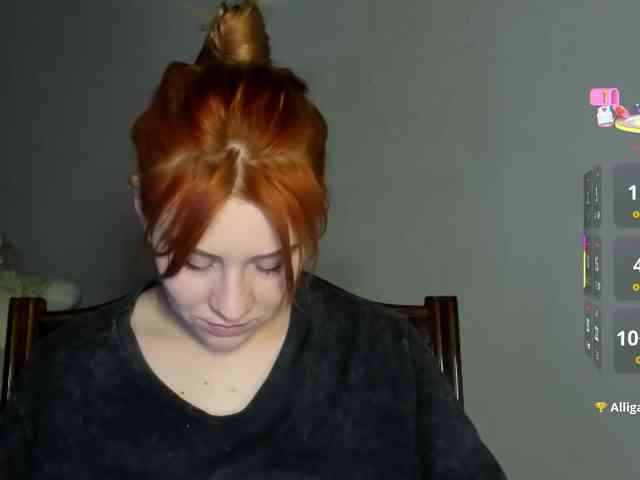 RedheadDevil webcam