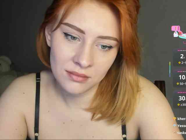 RedheadDevil webcam