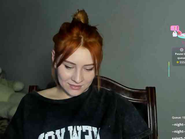 RedheadDevil webcam