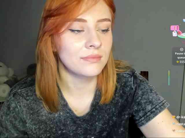 RedheadDevil webcam