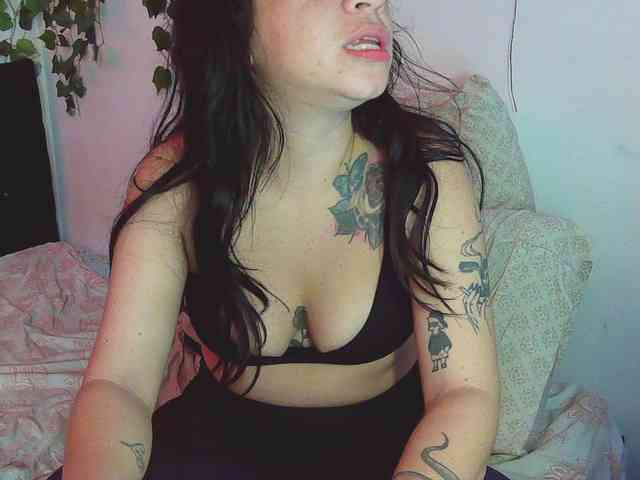 caribbeanlov4 webcam