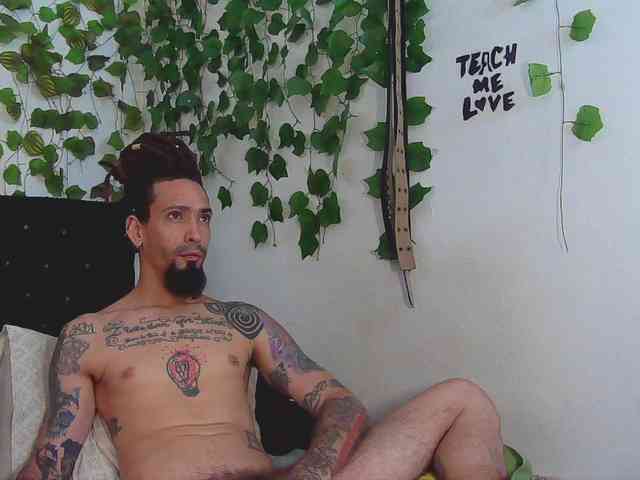 caribbeanlov4 webcam