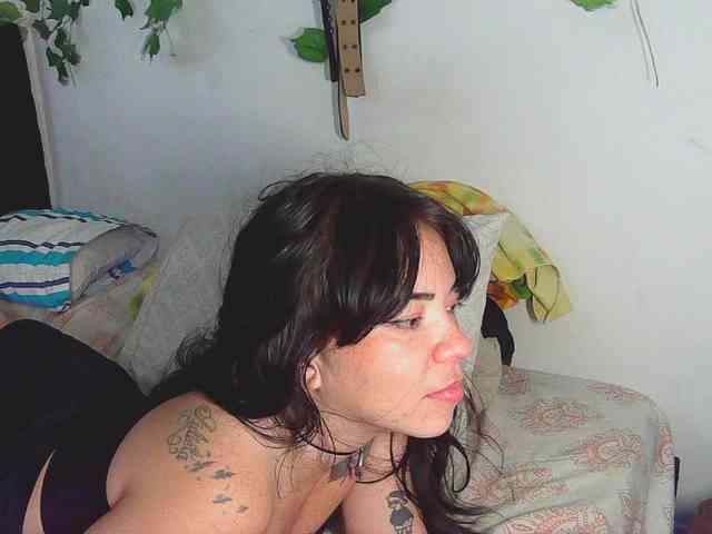 caribbeanlov4 webcam