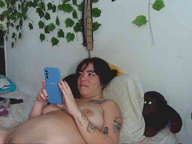 caribbeanlov4 webcam