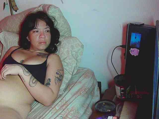 caribbeanlov4 webcam