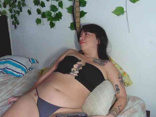 caribbeanlov4 webcam