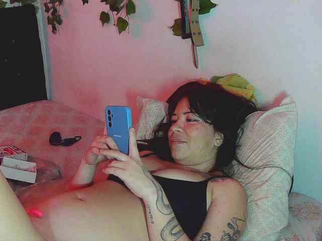 caribbeanlov4 webcam
