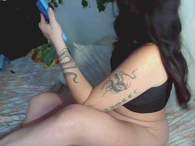 caribbeanlov4 webcam