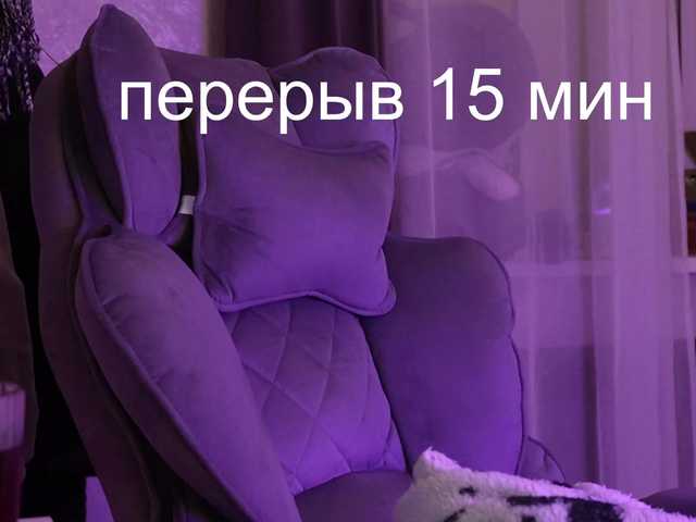 MossiPolli's BongaCams show and profile