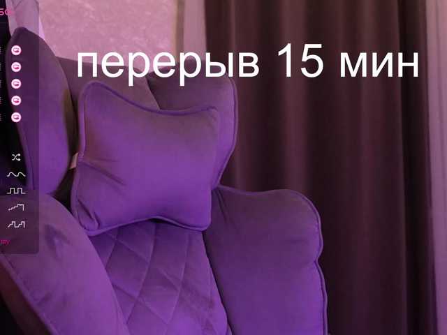 MossiPolli's BongaCams show and profile