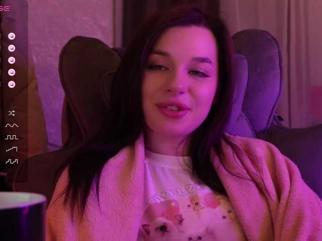 MossiPolli's BongaCams show and profile