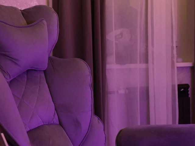 MossiPolli's BongaCams show and profile