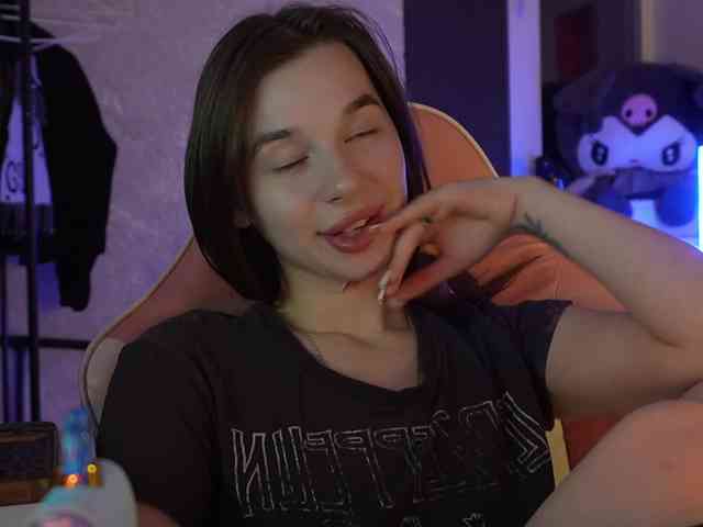 _Polly_ webcam