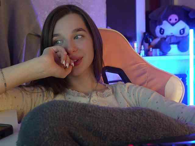 _Polly_ webcam