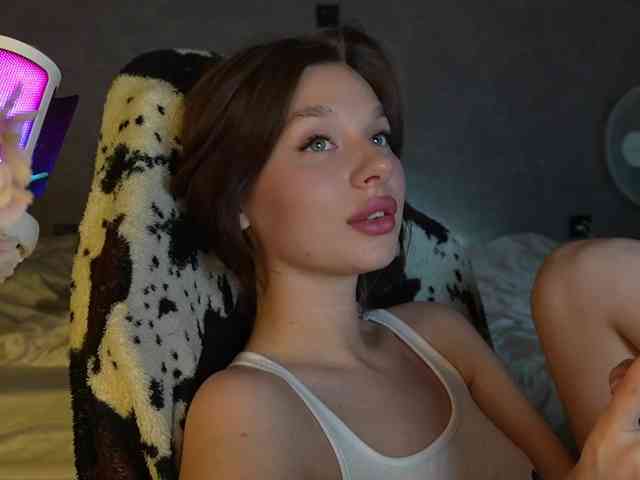 _Polly_ webcam